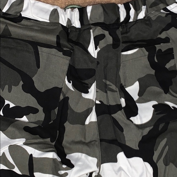 Camo joggers - Picture 3 of 4